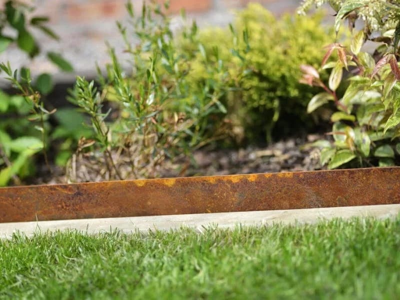 CortenstahlBeeteinfassung Steel Border Corten 1,5/150 (2 mm) GEOmall.de